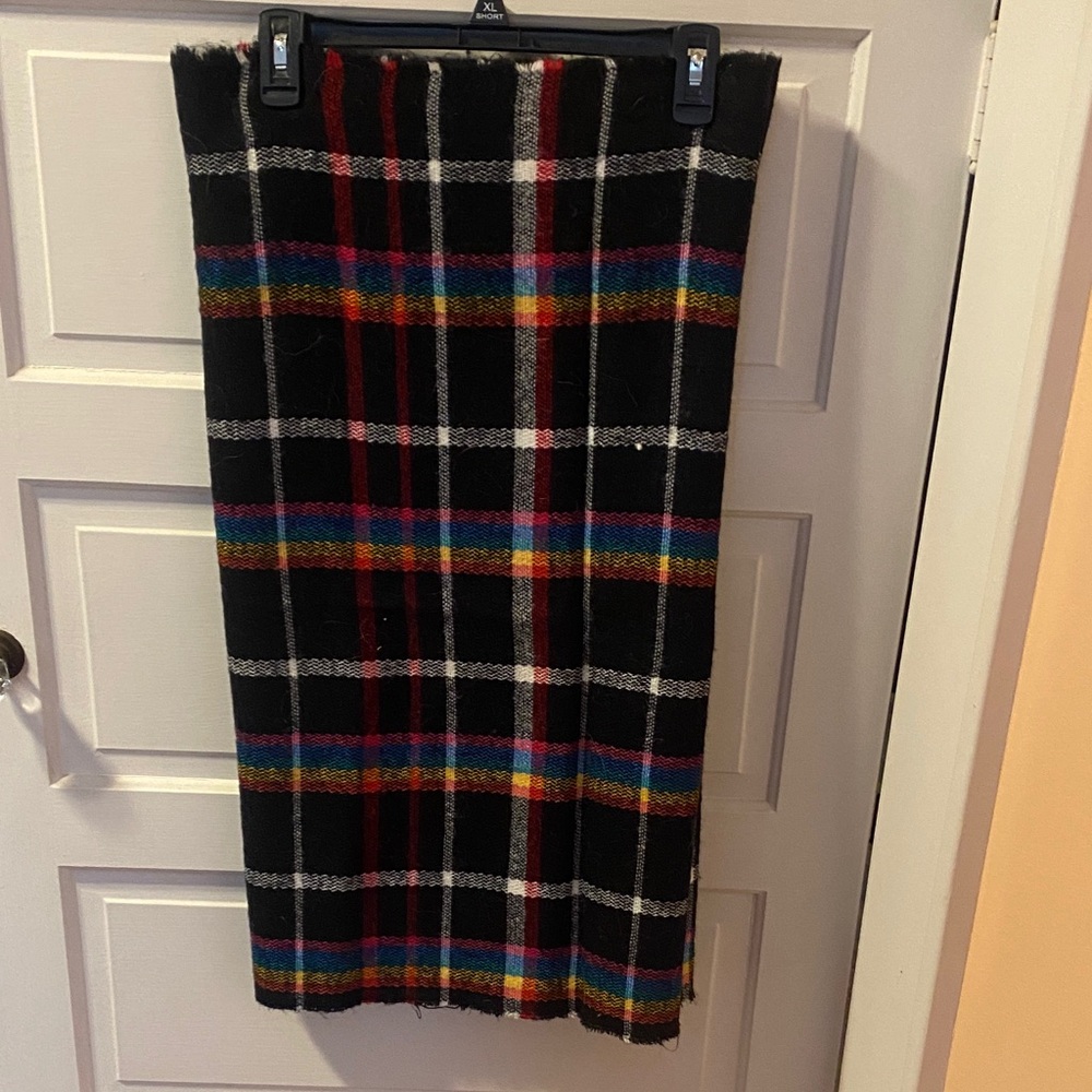 David and Young Black Multicolor Plaid Scarf